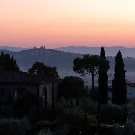 Il Poggio Dell'eremita Апартаменты Rigomagno